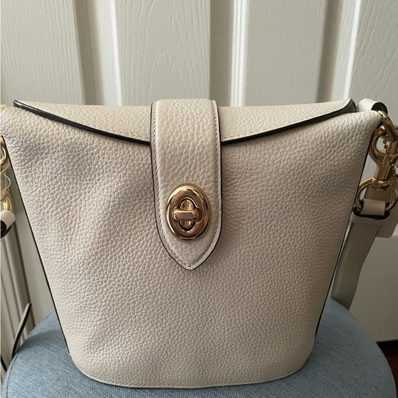 Coach Addie Crossbody - Picture 1 of 9